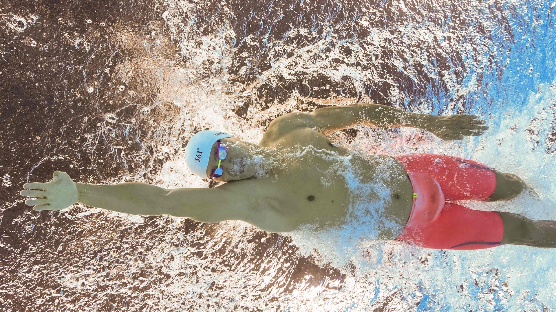 锡安关键战不手软！新疆队憾负步行者，中国篮球收获的不只是一场失利